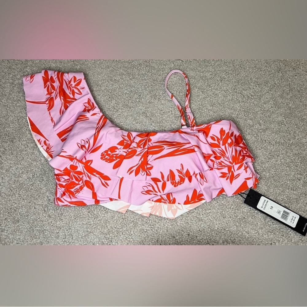 NWT BCBG MAXAZRIA - Isabella Ruffle One-Shoulder Bikini Top - Size 10 - Picture 2 of 9